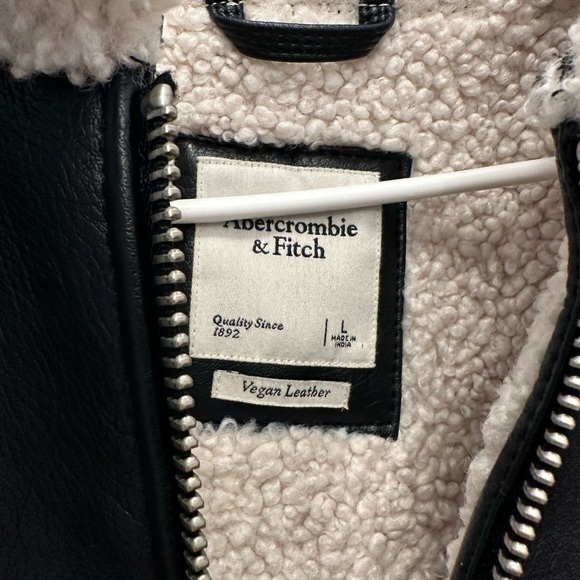 Abercrombie & Fitch Black and Cream Leather Jacket - Picture 3 of 8